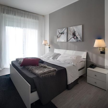 Roero Park Hotel Sommariva Perno المظهر الخارجي الصورة