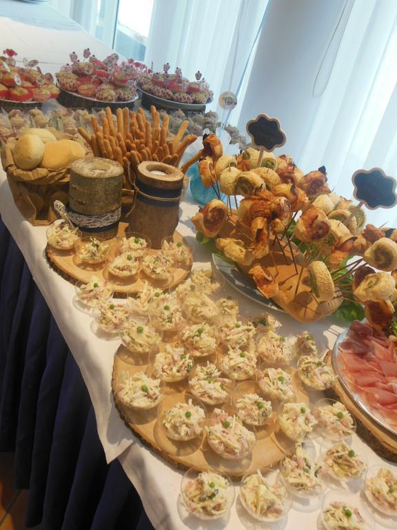 Roero Park Hotel Sommariva Perno المظهر الخارجي الصورة